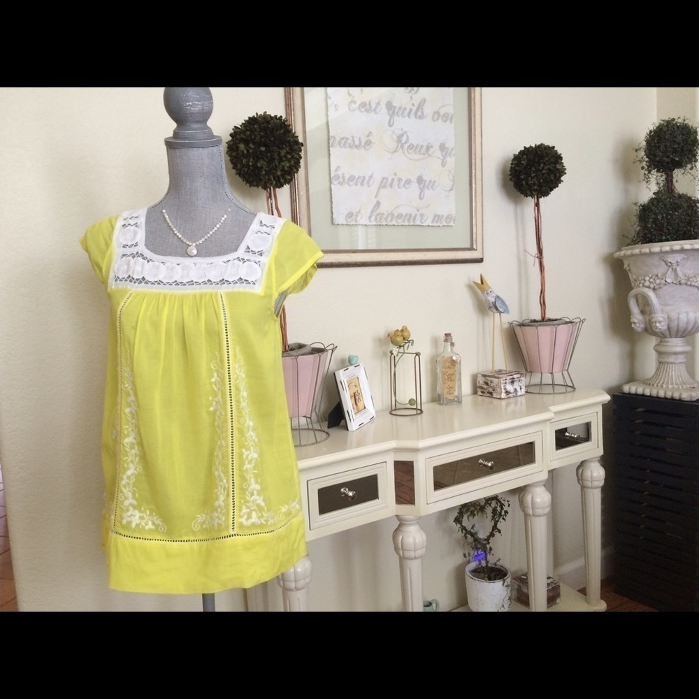 Anthropologie top